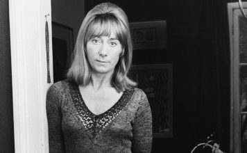 Dame choreographed original CATS