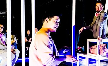 REVIEW: IN A NUTSHELL – a delectable morsel of theatre Anonymous Theater stages In A Nutshell