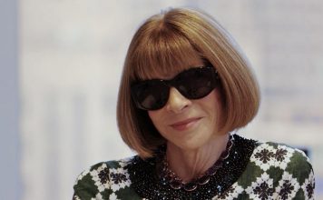 Anna Wintour pledges to #StayHome