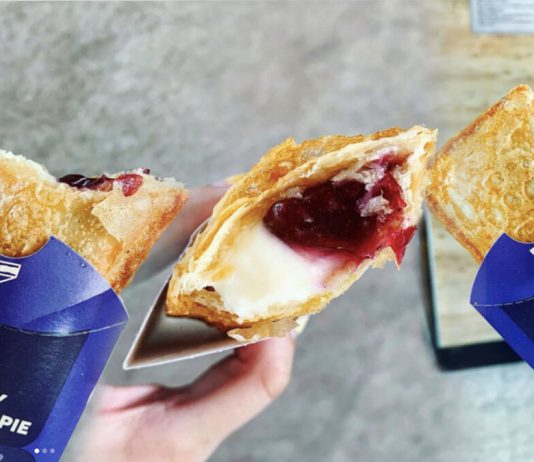Blueberry Cream Cheese Pie is sold in McDonald's Malaysi