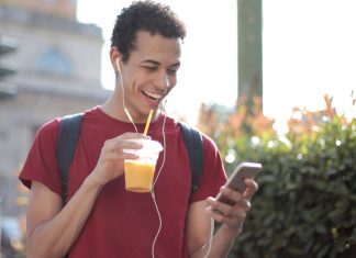 Google enables hum to search