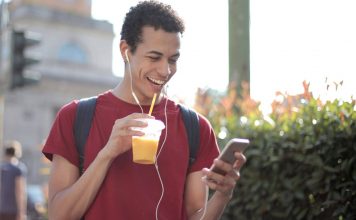 Google enables hum to search