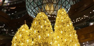 Hong Kong Christmas dazzles through technology