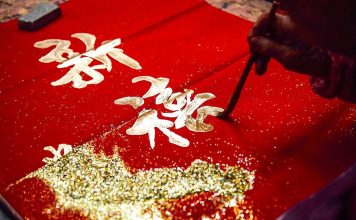 Hongkongers share Chinese New Year traditions