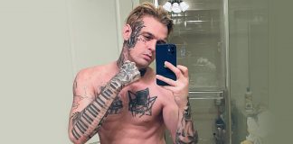 Aaron Carter Naked Boys Singing