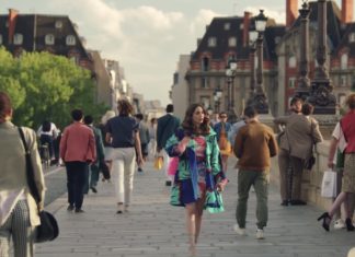 Netflix partners with SANDEMANs