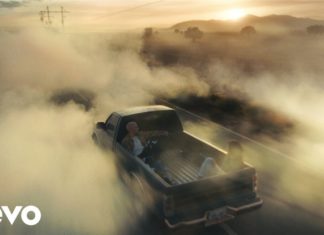 ‘Kiss Me’: Dermot Kennedy drops new single