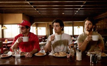 Waffle House Jonas Brothers