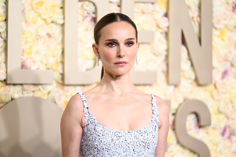 Natalie Portman sparkles in DeBeers