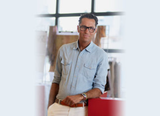 J.McLaughlin names Greg Unis as CEO