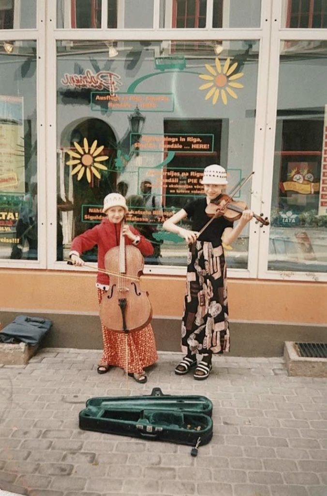 Balanas Sisters Join Decca Classics After Global Rise